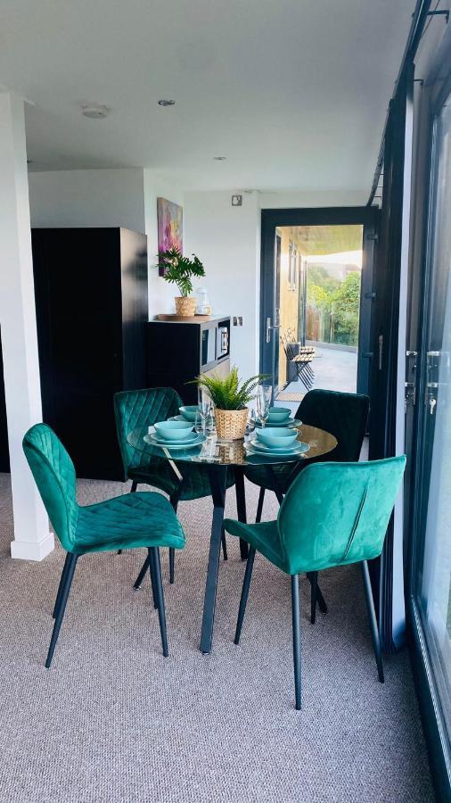 Luxury Beach Front Rooms- Pma Kirkcaldy Exteriör bild